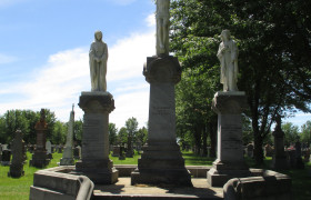 Monument funéraire de la famille De Lanaudière